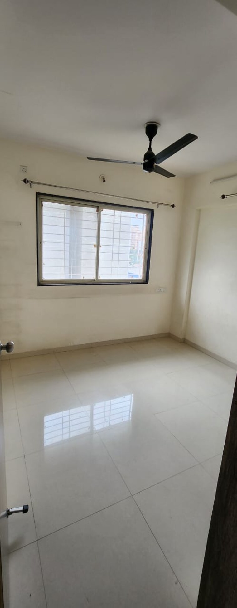 Bedroom, krisala-adora 2 Bedroom 650 Sq.Ft. Apartment In Ravet Pune 9162253