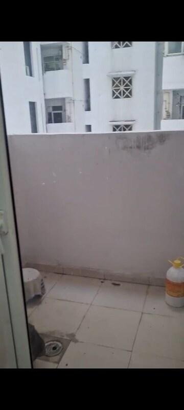 Bathroom in 3 BHK Apartment at Prateek Grand City, Siddharth Vihar – for Rent
