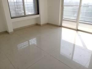 Room in 2 BHK Apartment at Akshay Floria Building A, Vadgaon Budruk – for Sale