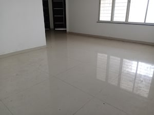 Room in 2 BHK Apartment at Akshay Floria Building A, Vadgaon Budruk – for Sale