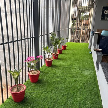 Balcony in 3 BHK Builder Floor at Raheja Mall, Tikri – for Rent