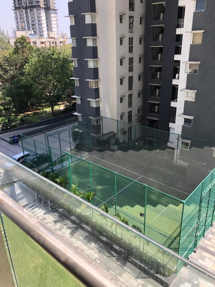 Balcony, courtyard-by-narang-realty-and-the-wadhwa-group 2 Bedroom 950 Sq.Ft. Apartment In Pokhran Road No Two Thane 9162219