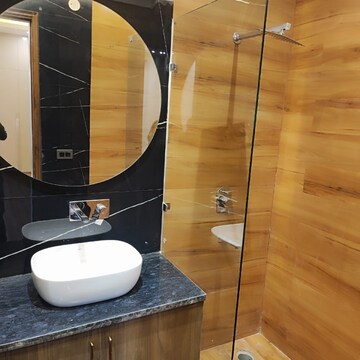Furnished Amenities in 3 BHK Builder Floor at Raheja Mall, Tikri – for Rent