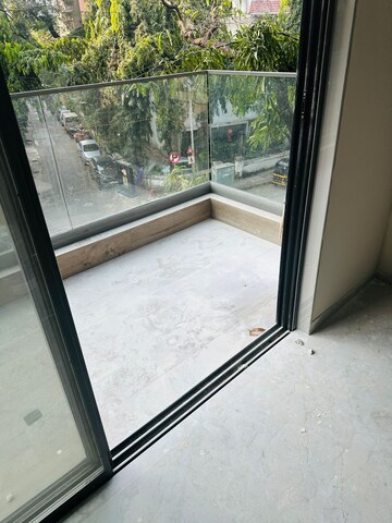 Balcony in 4 BHK Apartment at Shree Krishna Suyog, Chembur – for Rent