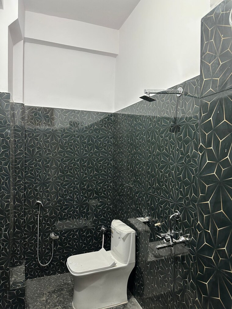 Bathroom, ahmamau 2 Bedroom 1000 Sq.Ft. Independent House In Ahmamau Lucknow 9162281