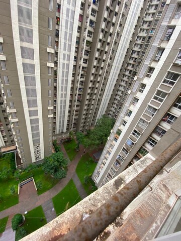 1.5 BHK Apartment – Exterior View View at Lodha Amara, Kolshet Road - for Rent