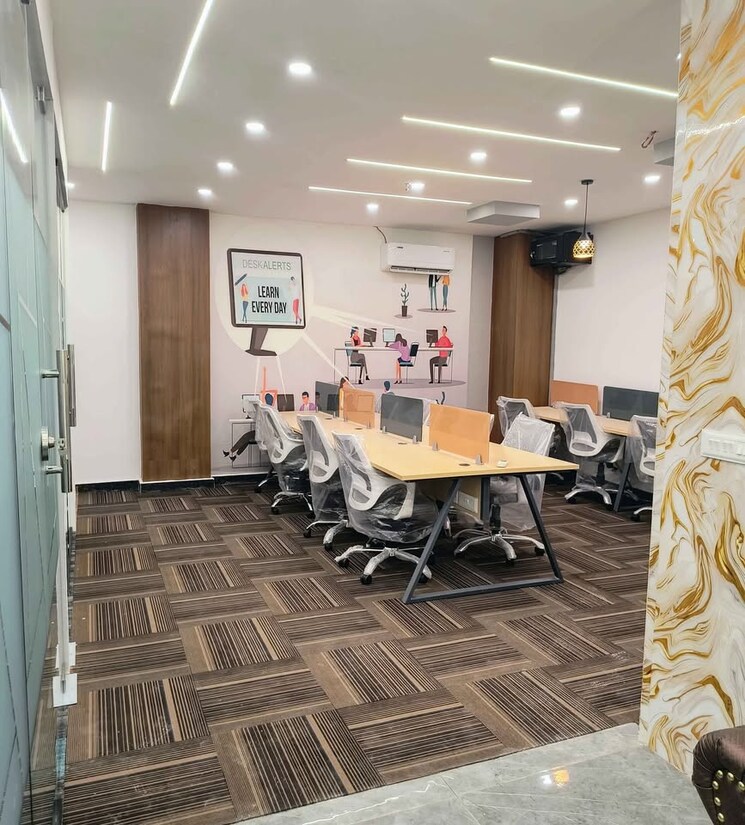  Parking, vijay nagar Commercial Office Space 1850 Sq.Ft. In Vijay Nagar Indore 9162283