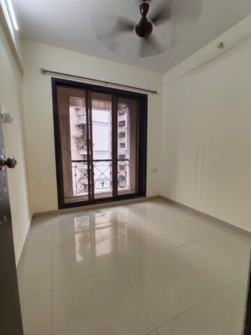 Room in 2 BHK Apartment at Nisarg Hyde Park, Kharghar – for Rent