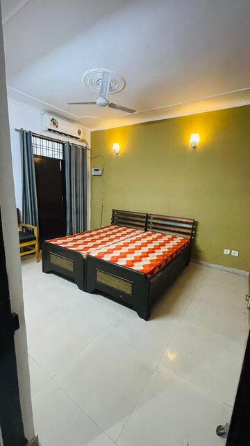 Bedroom in 3 BHK Apartment at Faizabad Road – for Rent