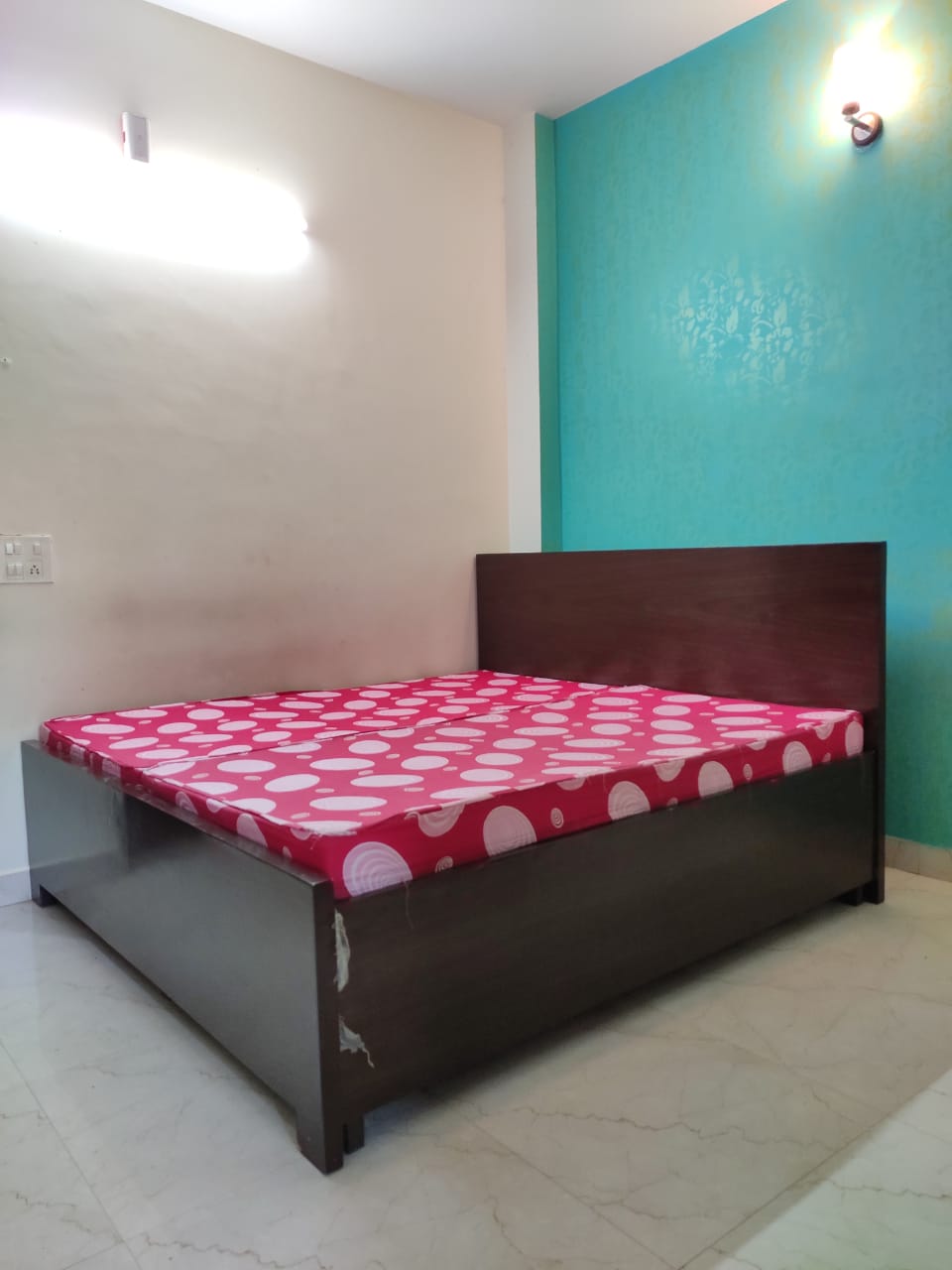 1 RkIndependent House For Rent in Unitech Arcadia