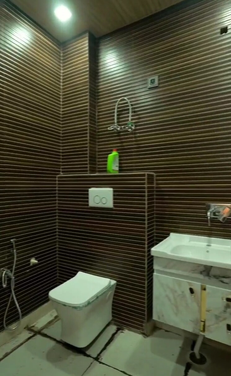 Master Bedroom, dwarka mor 3 Bedroom 900 Sq.Ft. Builder Floor In Dwarka Mor Delhi 9162376