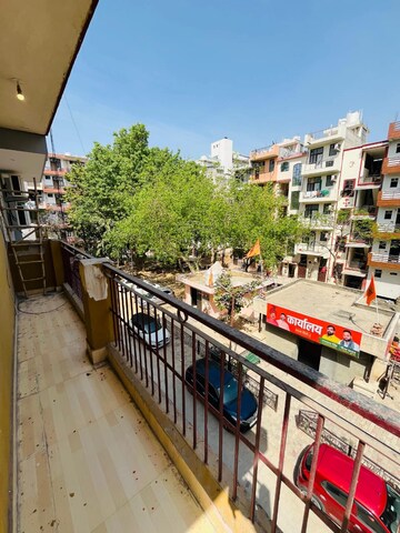1 RK Independent House For Rent in Unitech Arcadia, South City 2