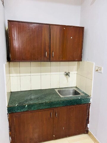 Furnished Amenities in 1 RK Independent House at Unitech Arcadia, South City 2 – for Rent