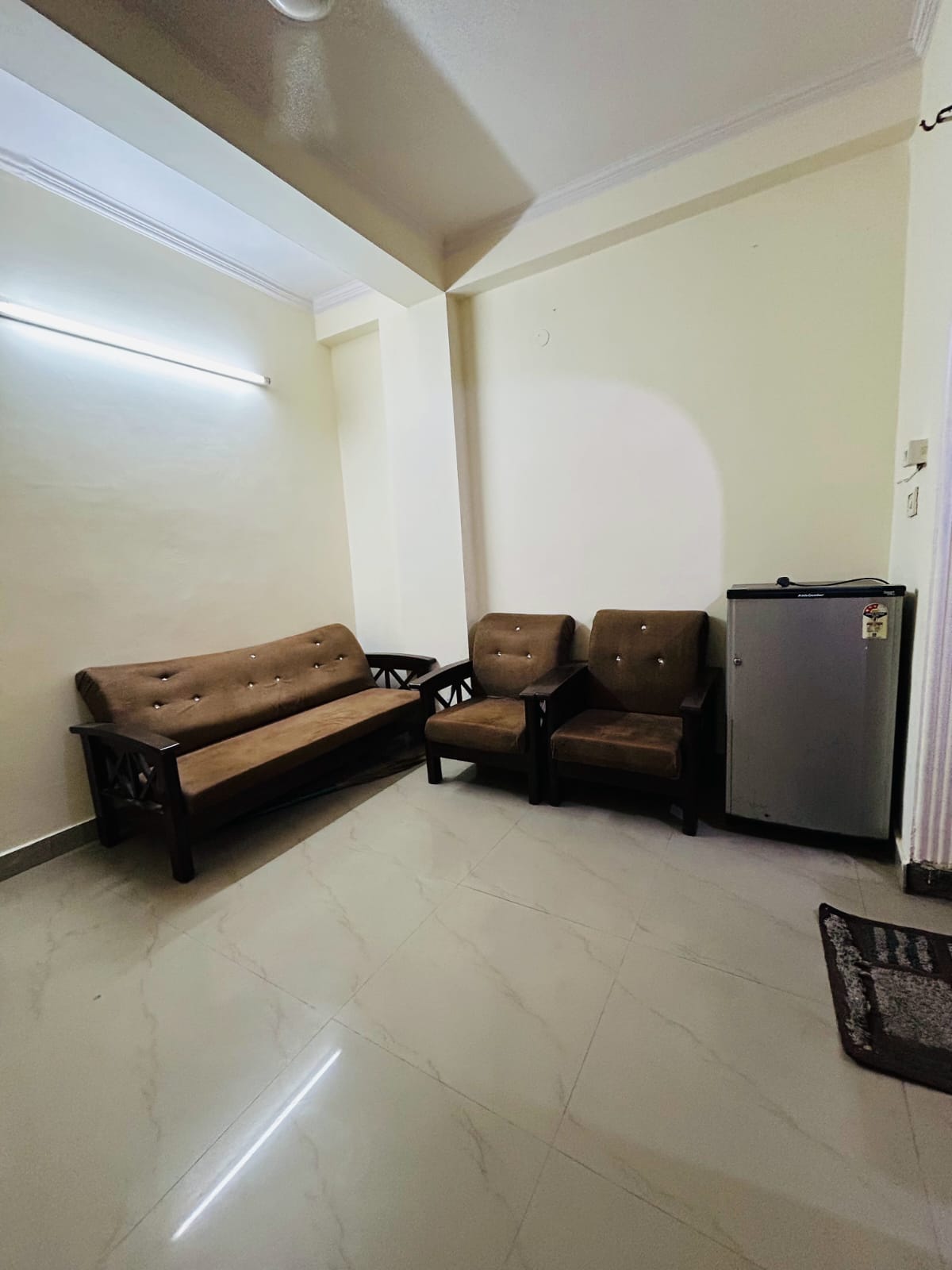 1 BHK Builder Floor For Rent in Saket