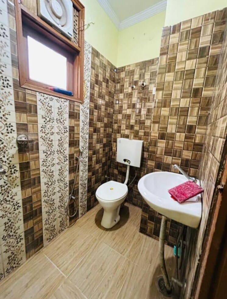 Bathroom, saket 1 Bedroom 750 Sq.Ft. Builder Floor In Saket Delhi 9162379