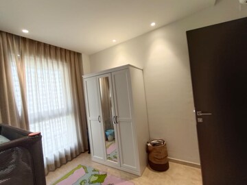 Bedroom in 2 BHK Apartment at Hiranandani Castle Rock, Powai – for Rent
