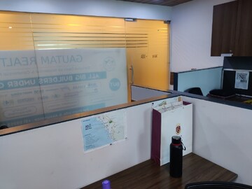  Office Space For Rent in Emaar The Palm Square, Sector 66