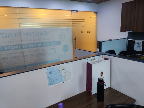 Office Space For Rent in Emaar The Palm Square