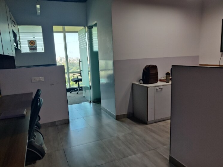 Team Area, emaar-the-palm-square Commercial Office Space 1000 Sq.Ft. In Sector 66 Gurgaon 9162417