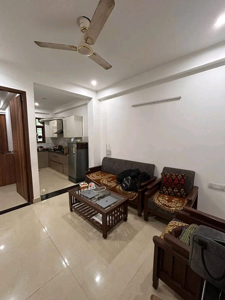 Living Room, sector 55 2 Bedroom 250 Sq.Yd. Builder Floor In Sector 55 Gurgaon 9162416