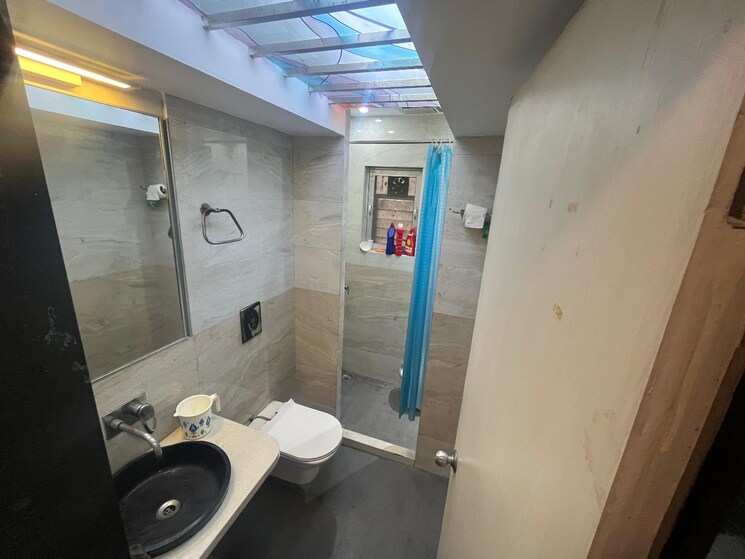 Attached Bathroom, evershine-grandeur 2 Bedroom 1110 Sq.Ft. Apartment In Malad West Mumbai 9162445