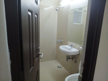 Bathroom in 3 BHK Apartment at Emaar MGF Emerald Hills, Sector 65 – for Rent