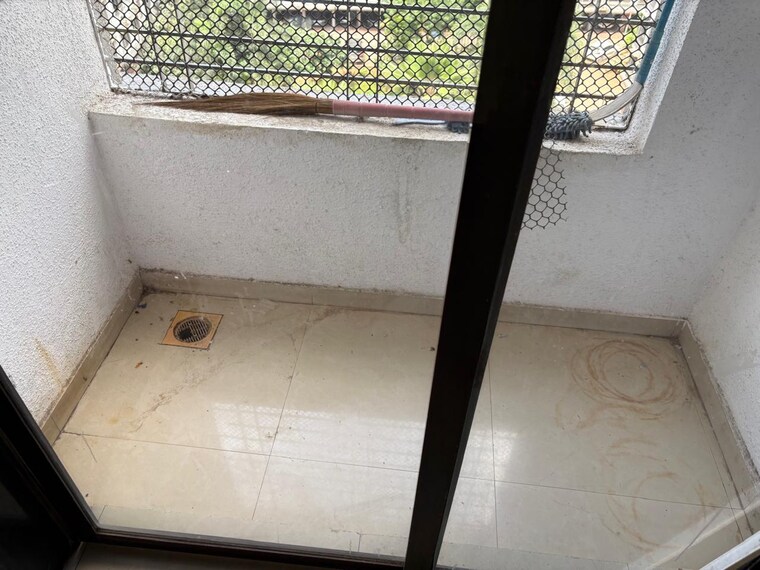 Balcony, goyal-green-woods 2 Bedroom 900 Sq.Ft. Apartment In Andheri East Mumbai 9162457
