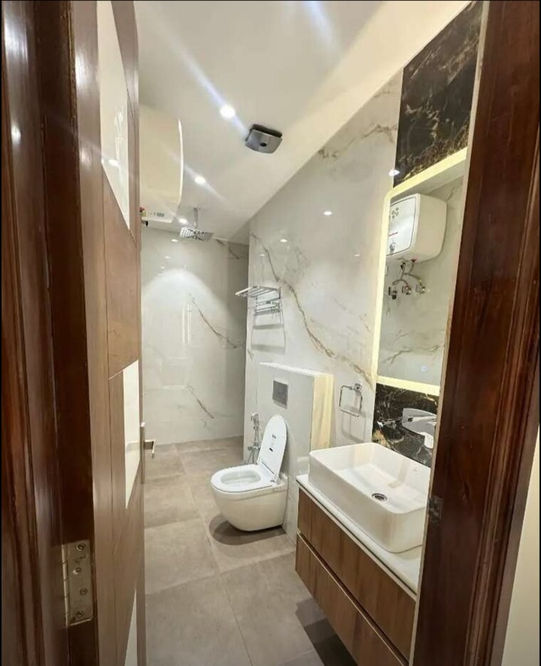 Bathroom, ambala highway 3 Bedroom 1954 Sq.Ft. Apartment In Ambala Highway Zirakpur 9162476