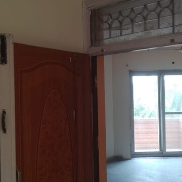 1 BHK Builder Floor For Rent in Pandav Nagar