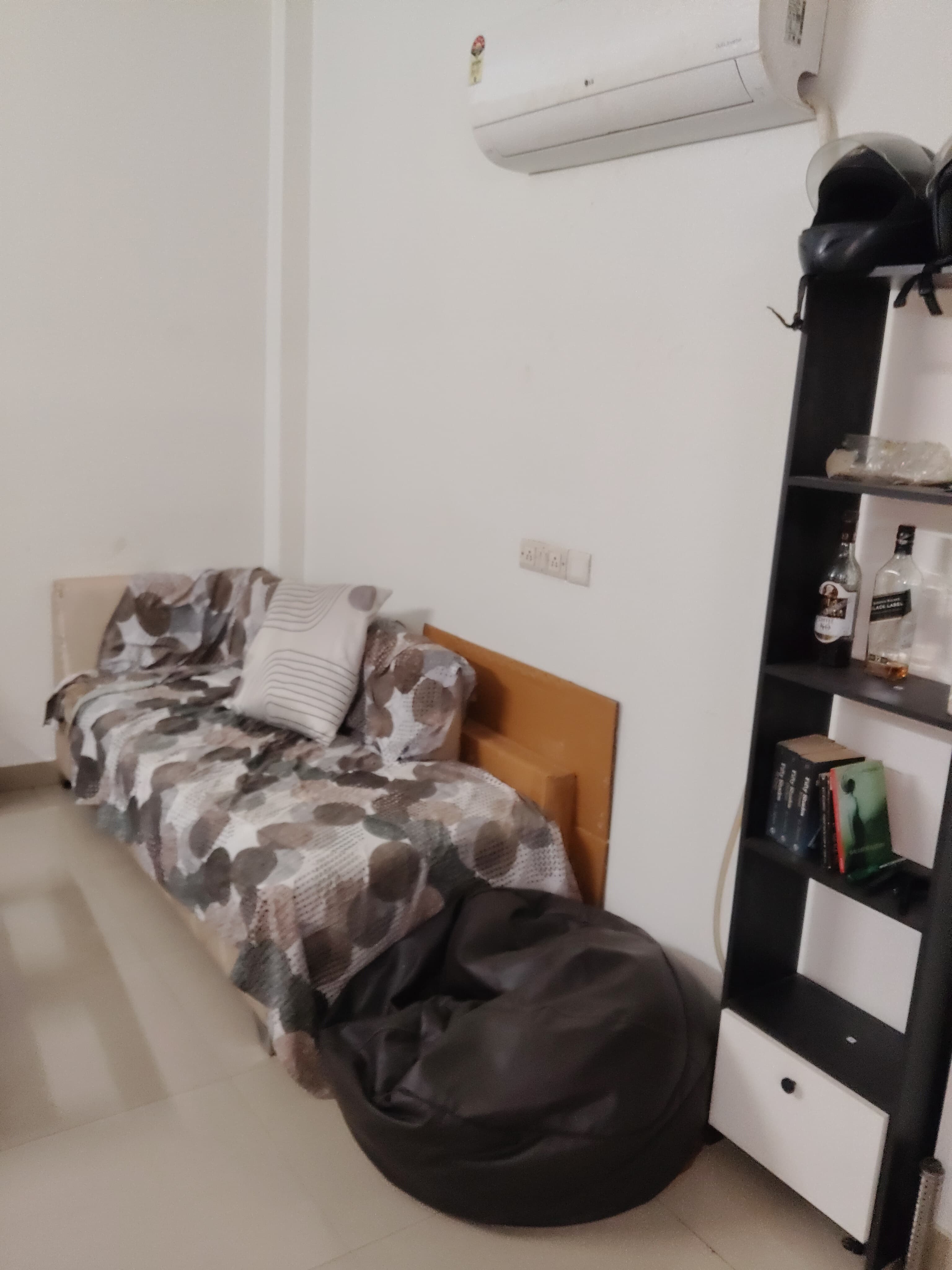 2 BHK Apartment For Rent in Suncity Avenue 76