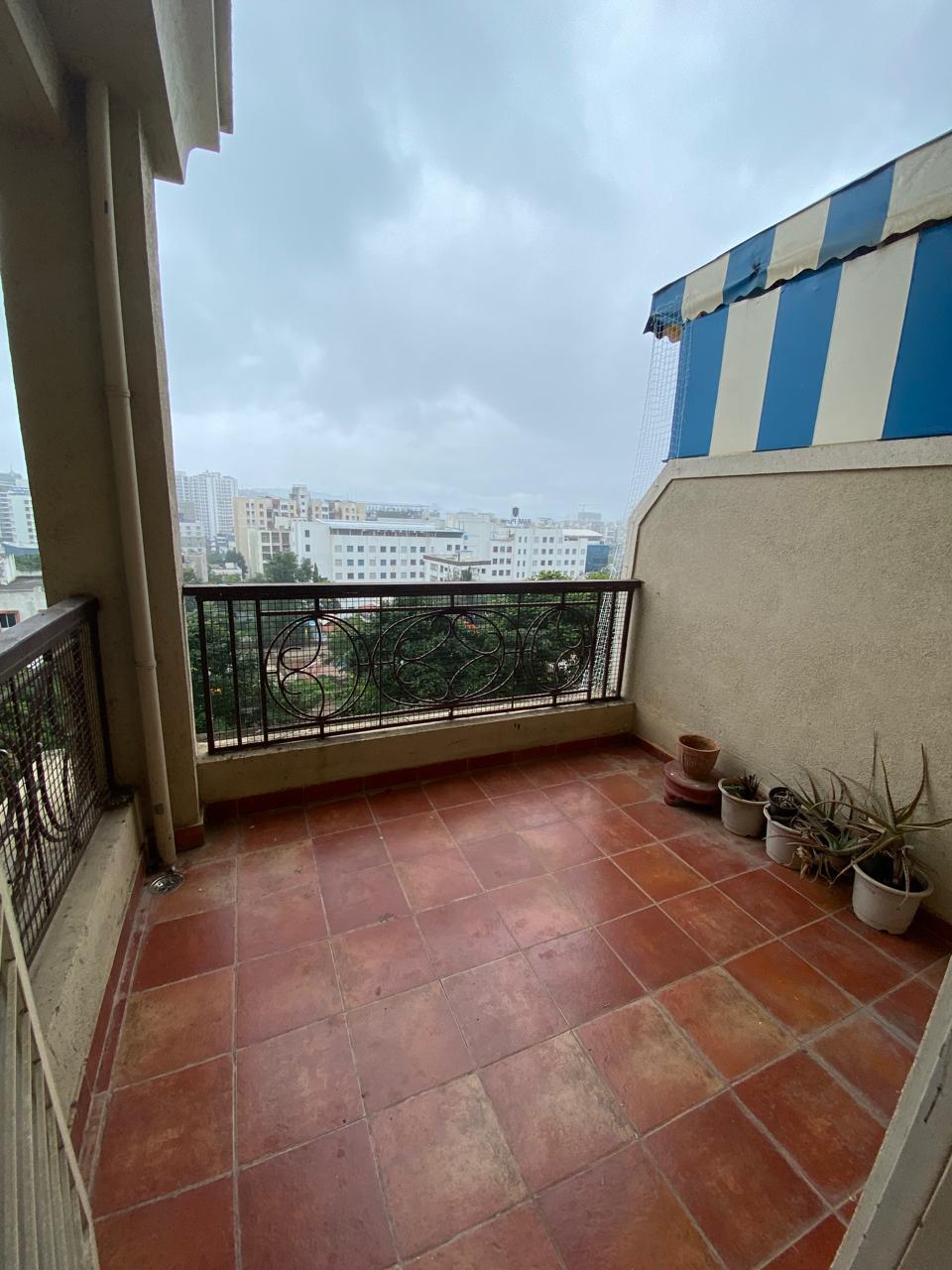 2 BHK + Extra Room 1150 Sq.Ft. Apartment in Nyati Equatorial II