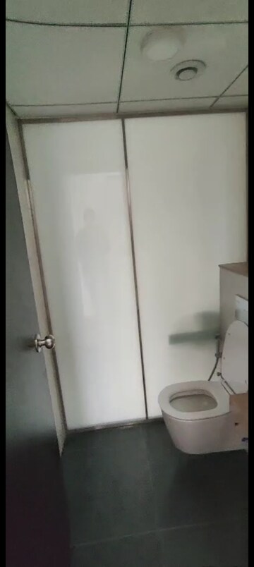 Furnished Amenities in 1 BHK Apartment at Mahindra Vicino, Andheri East – for Rent