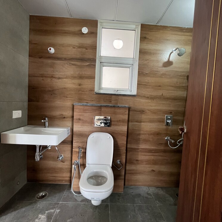 Bathroom, malwa-escon-primera 3 Bedroom 2050 Sq.Ft. Apartment In International Airport Road Zirakpur 9162726