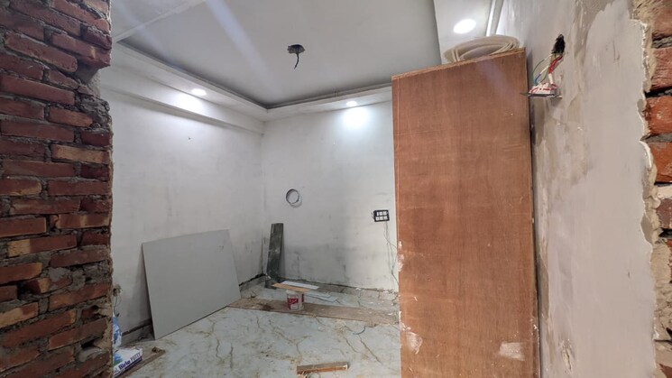 Room, sector 112 2 Bedroom 950 Sq.Ft. Builder Floor In Sector 112 Noida 9162586