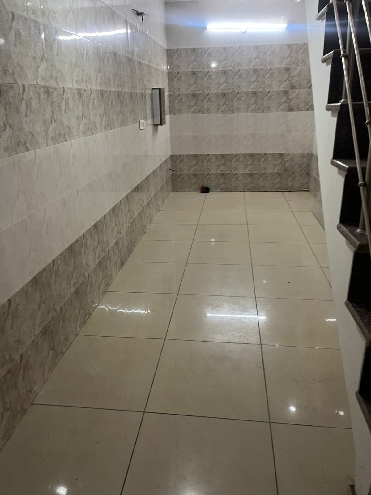 Retail Shop For Rent in Shop 