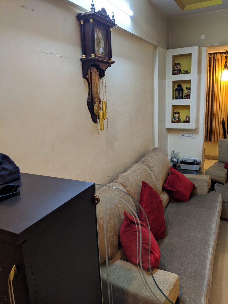 Living Room, daulat-nagar 2 Bedroom 840 Sq.Ft. Apartment In Anand Nagar Pune 9162794