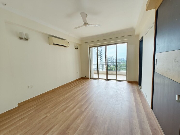 Room, parsvnath-exotica 4 Bedroom 3645 Sq.Ft. Apartment In Sector 53 Gurgaon 9162847