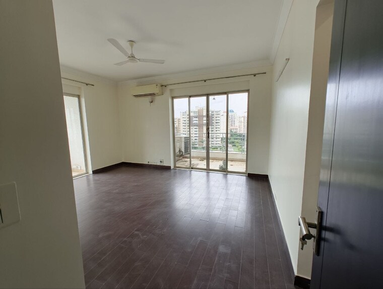 Room, parsvnath-exotica 4 Bedroom 3645 Sq.Ft. Apartment In Sector 53 Gurgaon 9162847