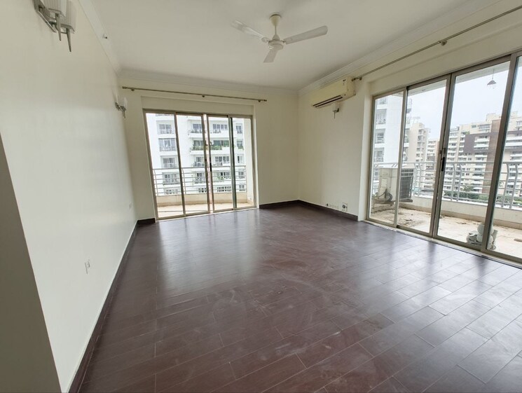 Room, parsvnath-exotica 4 Bedroom 3645 Sq.Ft. Apartment In Sector 53 Gurgaon 9162847