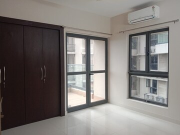 3 BHK Apartment For Rent in Merlin The One, Tollygunge