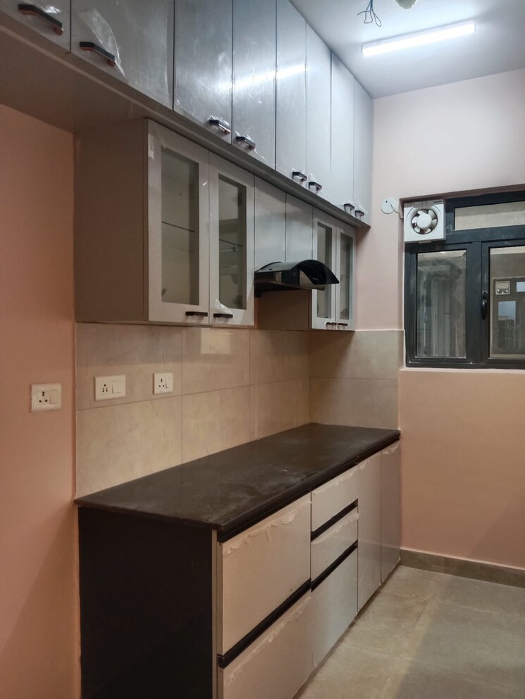 Kitchen, merlin-the-one 3 Bedroom 1400 Sq.Ft. Apartment In Tollygunge Kolkata 9162827