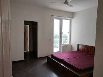 Room in 3 BHK Apartment at Great Value Ekanam, Sector 107 – for Sale
