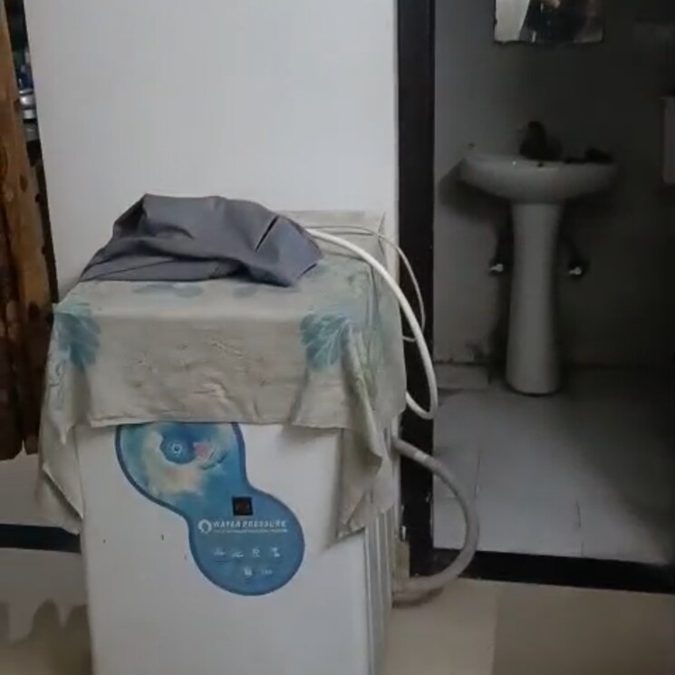 Team Area, rwa-apartments-sector-70 2 Bedroom 1100 Sq.Ft. Apartment In Sector 70 Noida 9162866