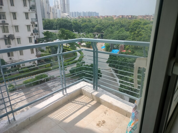 Balcony, great-value-ekanam 4 Bedroom 5500 Sq.Ft. Apartment In Sector 107 Noida 9162870