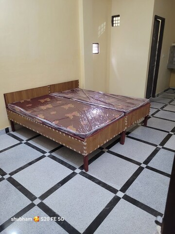  Pg For Rent in Sector 73