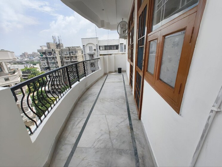 Balcony, professors-enclave 3.5 Bedroom 2100 Sq.Ft. Apartment In Sector 56 Gurgaon 9162888