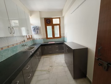 Kitchen in 3.5 BHK Apartment at Professors Enclave, Sector 56 – for Rent