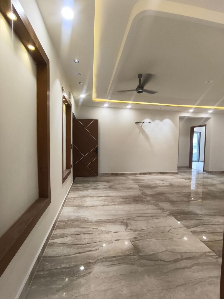 undefined, green fields colony 4 Bedroom 2500 Sq.Ft. Builder Floor In Green Fields Colony Faridabad 9162890