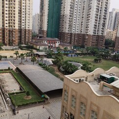 3.5 BHK + Servant Room Apartment For Sale in Nimbus The Hyde park