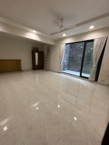 Room in 4 BHK Villa at Science City – for Sale